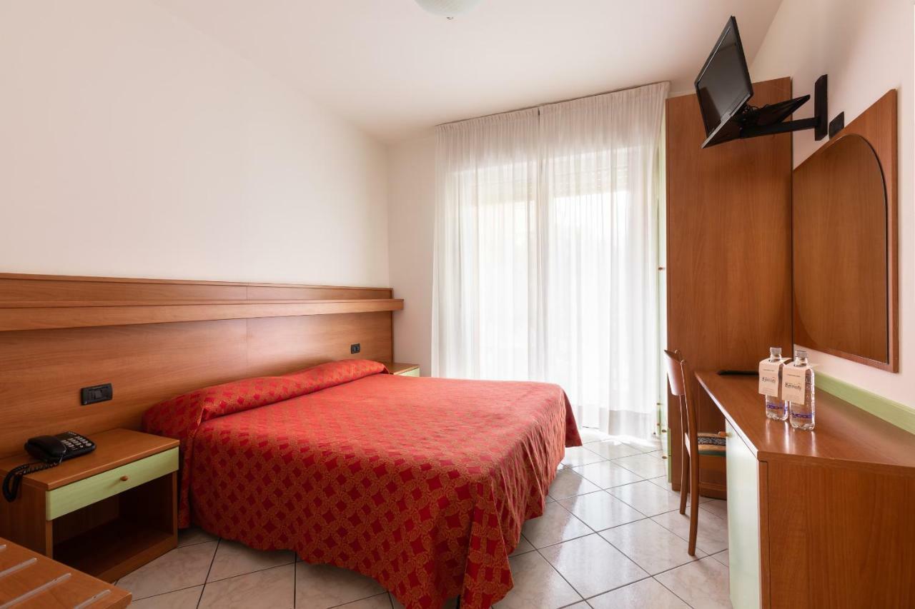 Double or Twin Room with Balcony