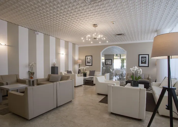 Luxury hotel only: Hotel Galassia Suites & Spa